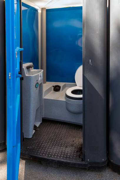 Best Sanitation services for porta potties  in Knob Noster, MO